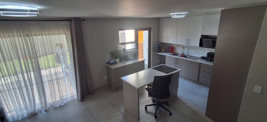 4 Bedroom Property for Sale in La Camargue Private Country Estate North West